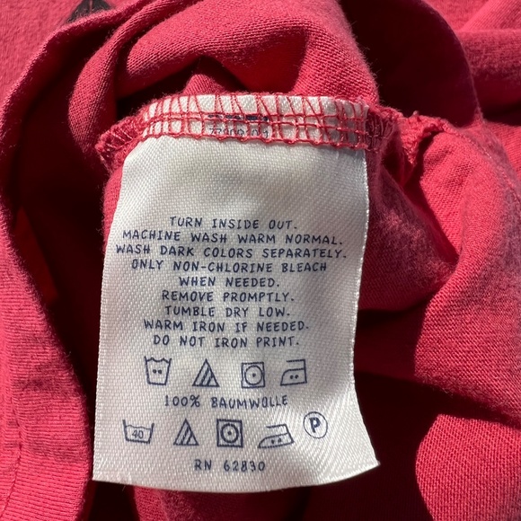 Great White Short Sleeve Tee Shirt - Picture 12 of 13